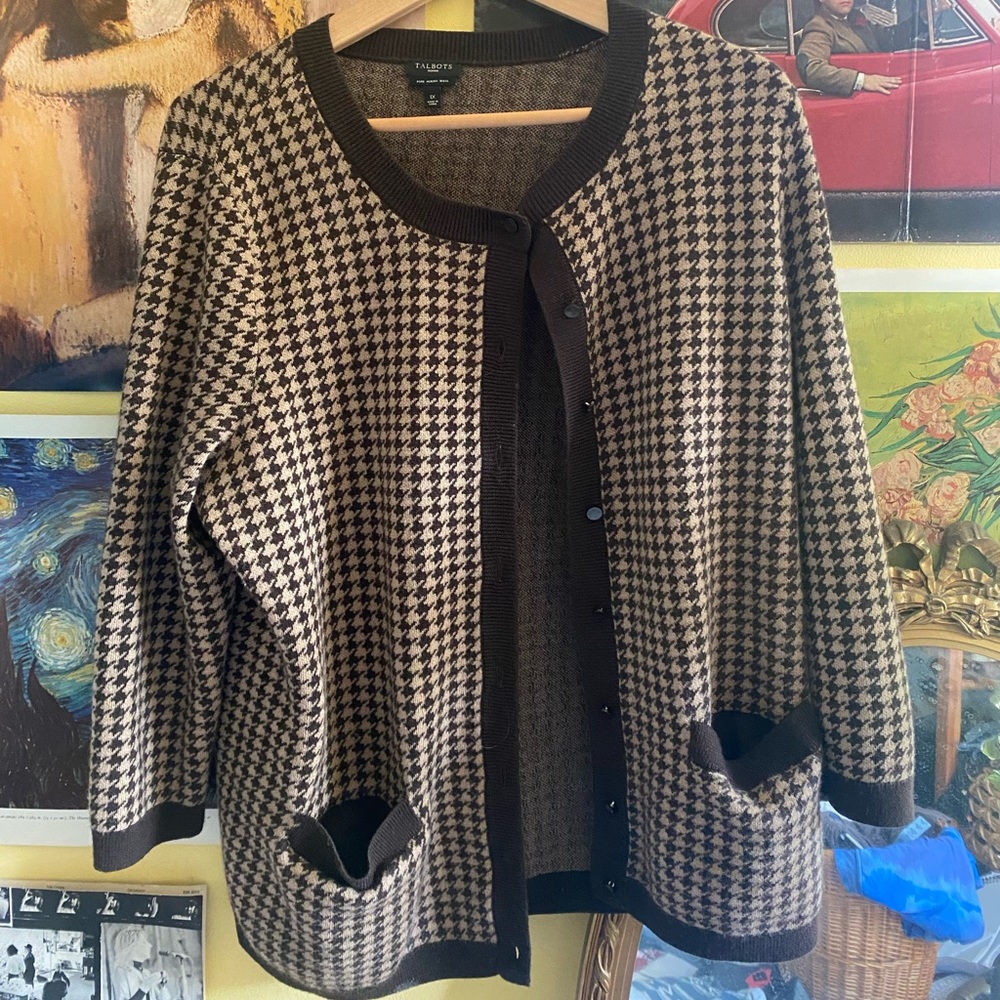 patterned cardigan